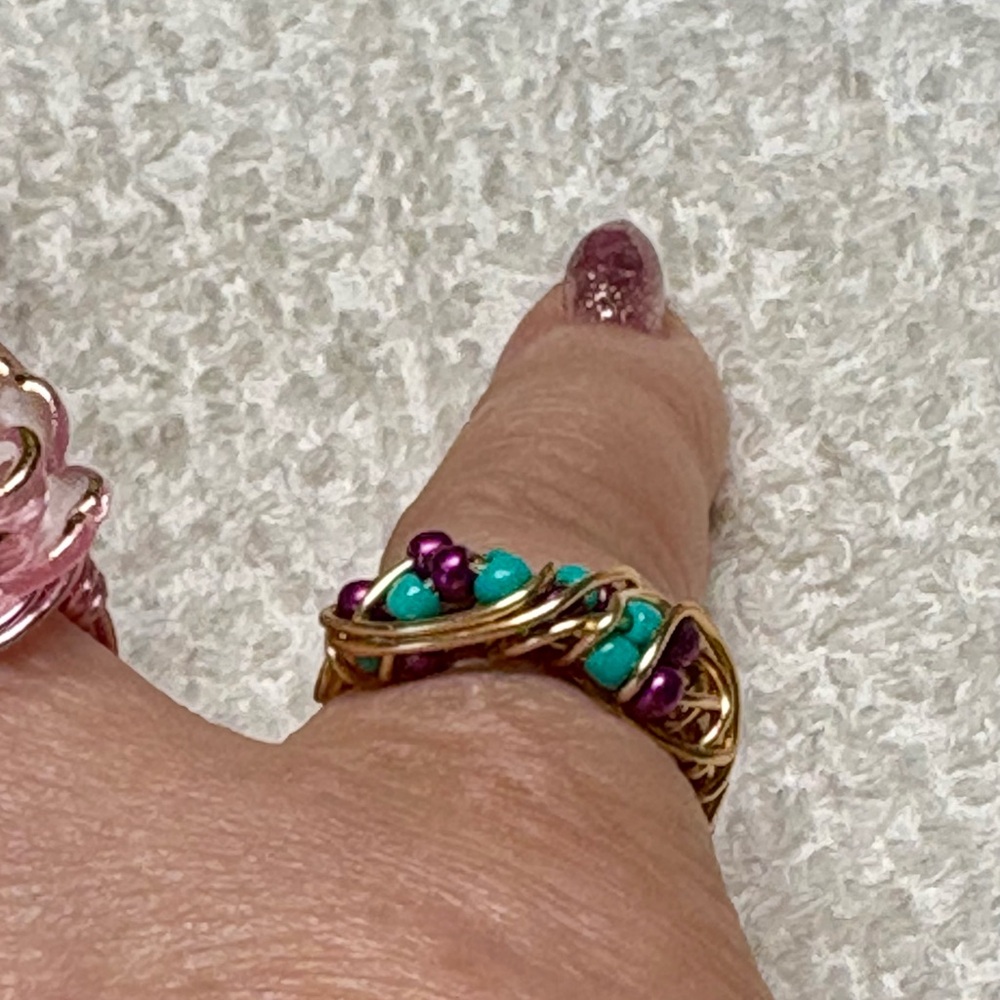 Gold and Purple Wire Wrapped Ring - Picture 3 of 9